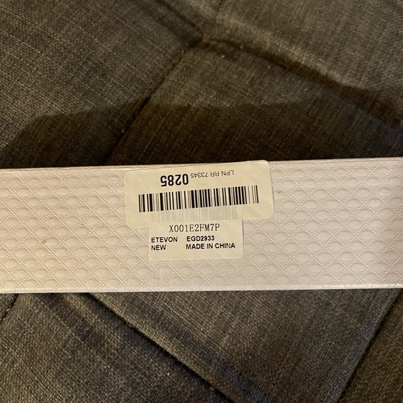 This elegant Etevon is quite stunning. It’s brand new, never been used/worn. - Picture 6 of 9